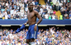 pg模拟器官网-北美电竞之巅再起风云，TSM与C9终极对决，谁将加冕2025赛季王冠？