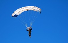 pg模拟器-末日铁拳强势归来，守望先锋版本更新重塑电竞战局