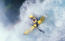 pg模拟器-商业巨鳄李嘉诚瞄准电竞浪潮，传5000万港元注资雷蛇重塑行业格局